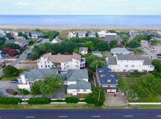 124 64th St, Virginia Beach, VA 23451