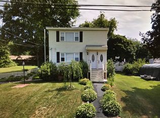 53 Malwood Ave #53, Dracut, MA 01826