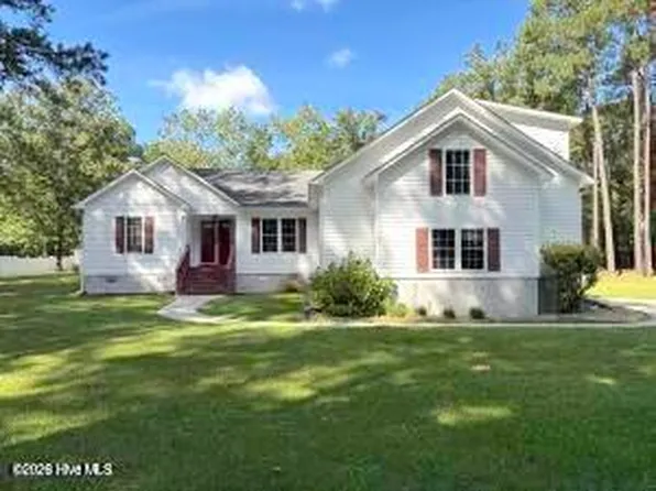 900 Perrytown Road, New Bern, NC 28562