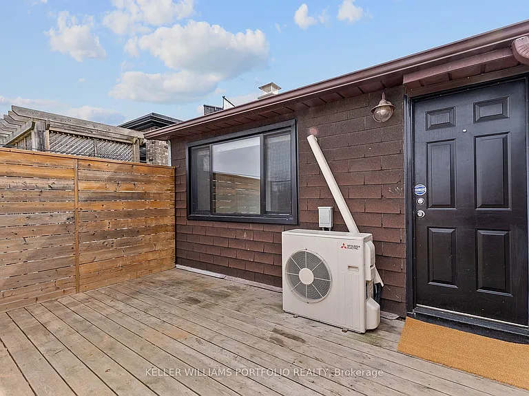 2118A Danforth Ave — Photo 36