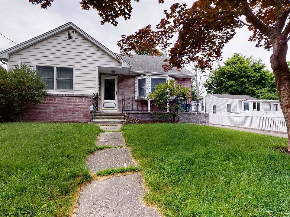 1st image of 137 Adirondack Dr