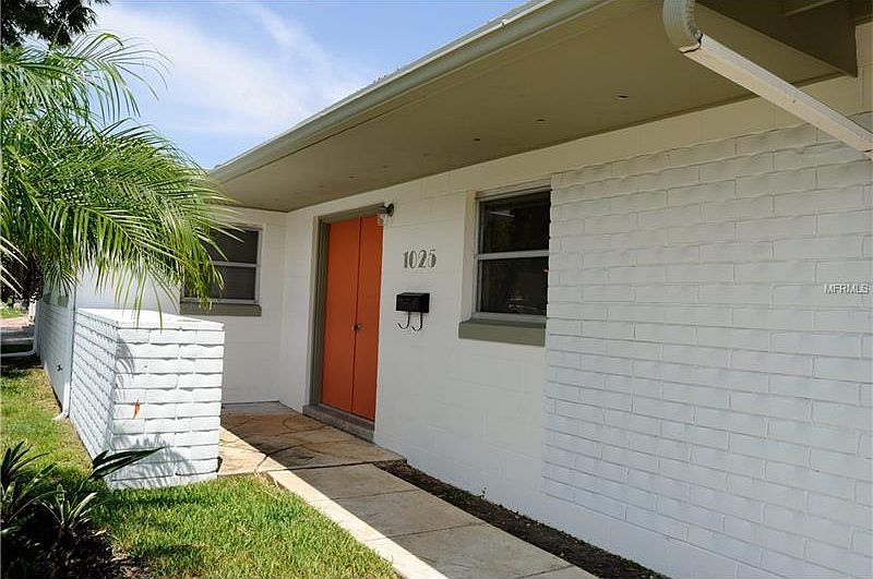 1st image of 1025 Nana Ave