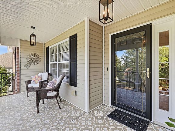 3rd image of 307 Stone River Way
