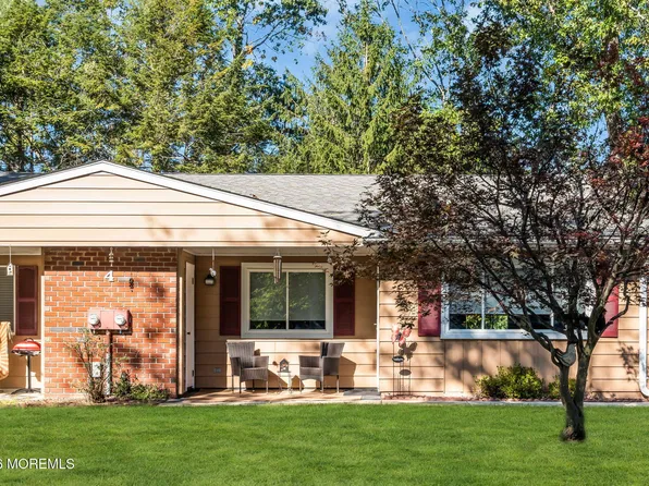 4 Georgia Way #A, Whiting, NJ 08759