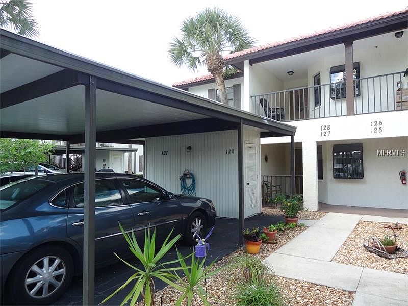 1st image of 128 Pine Hollow Dr #128
