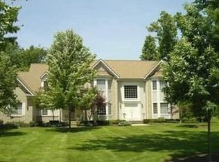 8679 Cardinal Dr, Kirtland, OH 44094