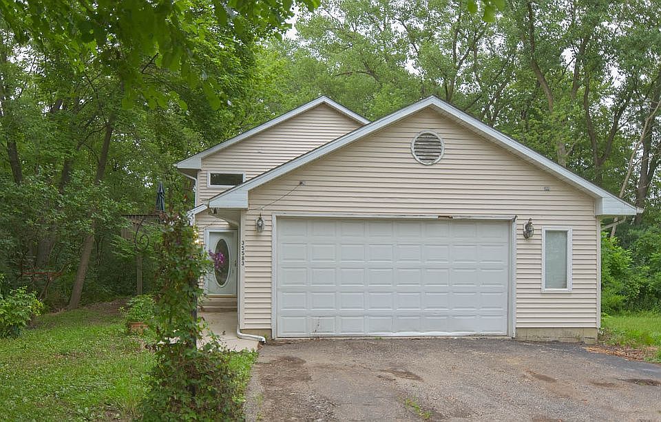 1st image of 35583 N Sunnyside Ave