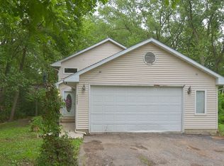 35583 N Sunnyside Ave, Ingleside, IL 60041