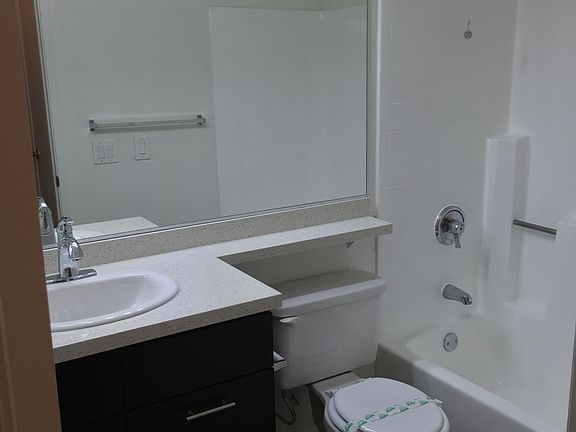 5th image of 790 Camino De La Reina APT 365