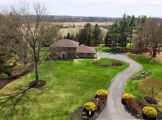 150 Saddle Hill Rd, Spring Grove, PA 17362