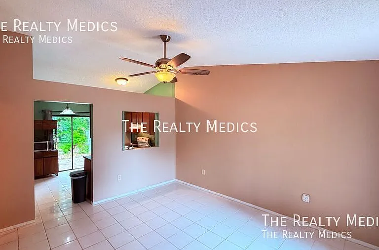 12209 Coral Reef Dr — Photo 6