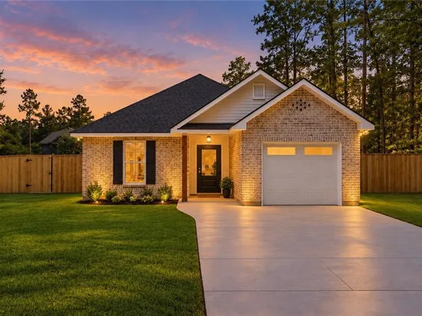 827 Preval St, Mandeville, LA 70448