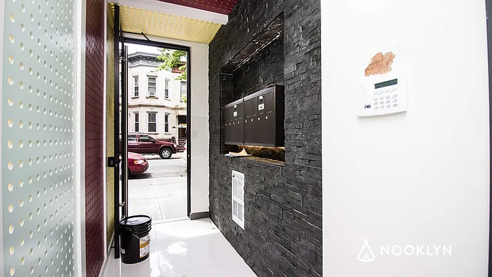 Rented by Nooklyn NYC LLC | media 21