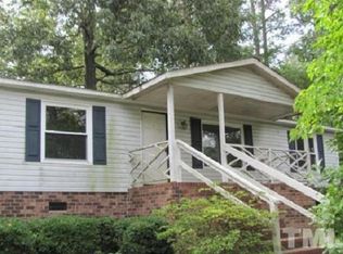 705 Mackay Ct, Raeford, NC 28376