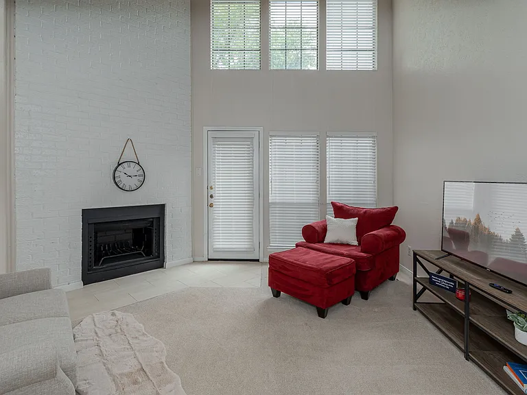 9910 Royal Ln #1101 — Photo 19