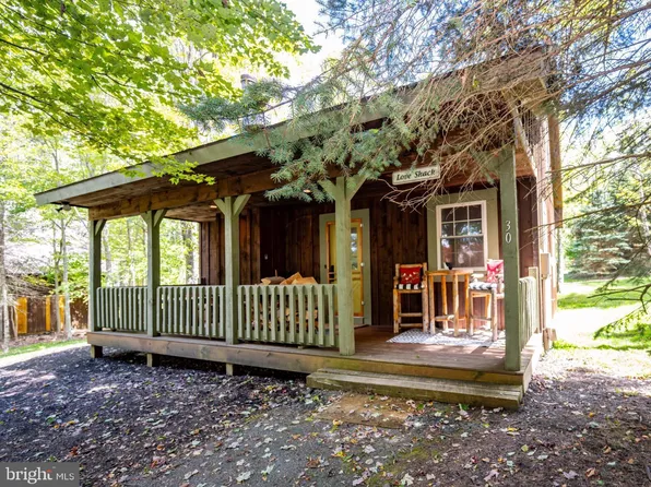 30 Village Dr Unit 3, Oakland, MD 21550