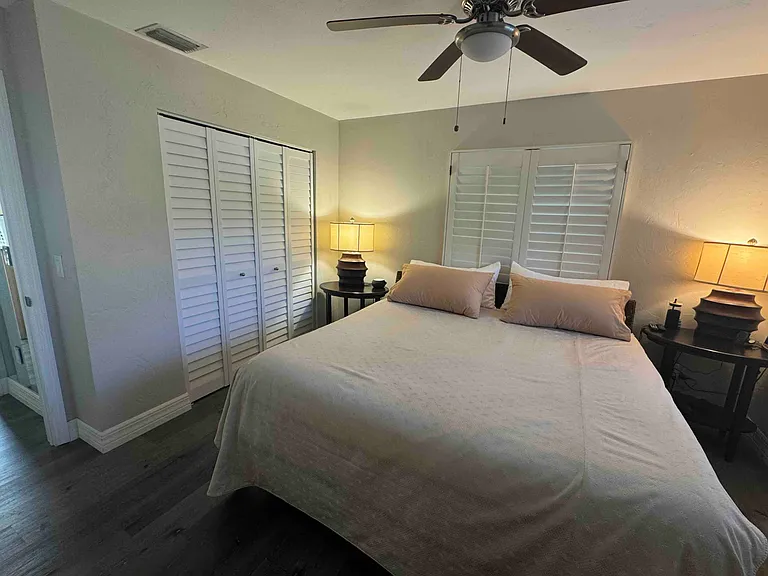203 Esther St — Photo 10