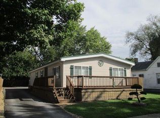 504 S Van Buren St, Litchfield, IL 62056