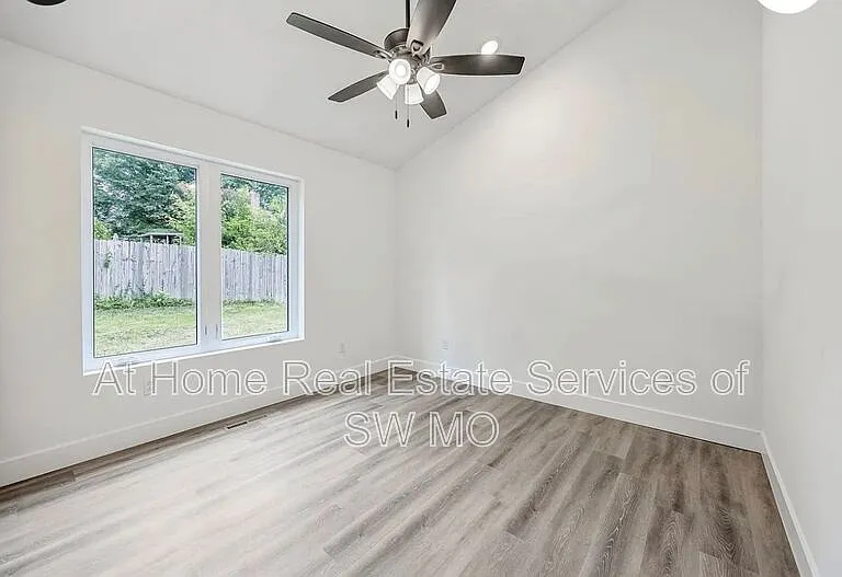 3481 W Moark St — Photo 6