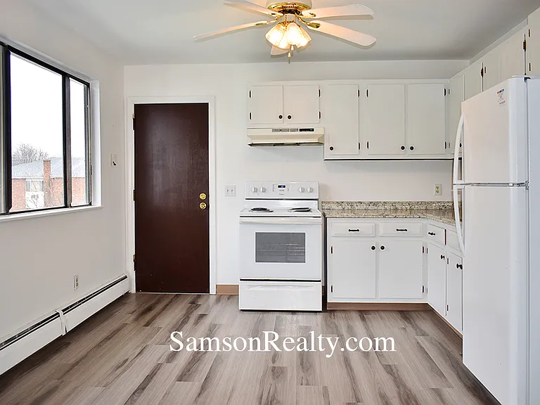 41 Woodward Ave #3 — Photo 5