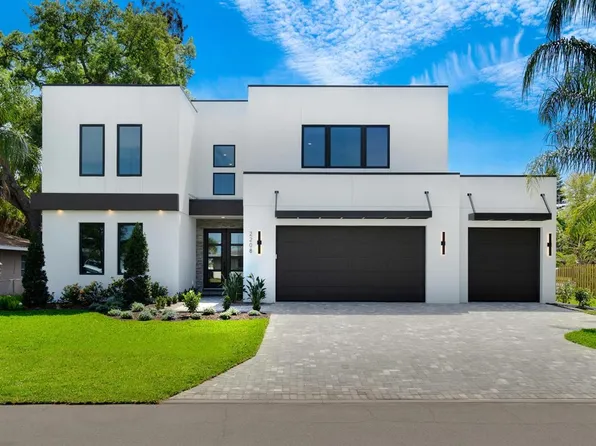 2208 Bougainvillea St, Sarasota, FL 34239