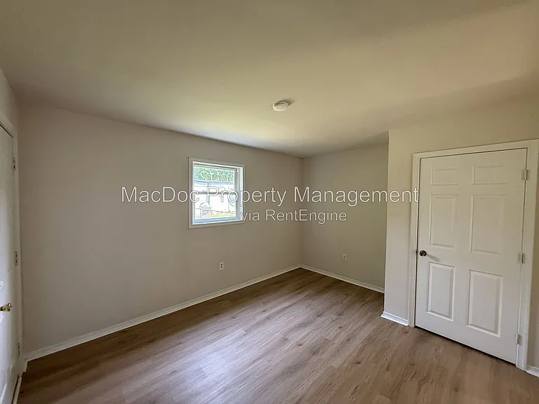 209 Hamilton St #A — Photo 17