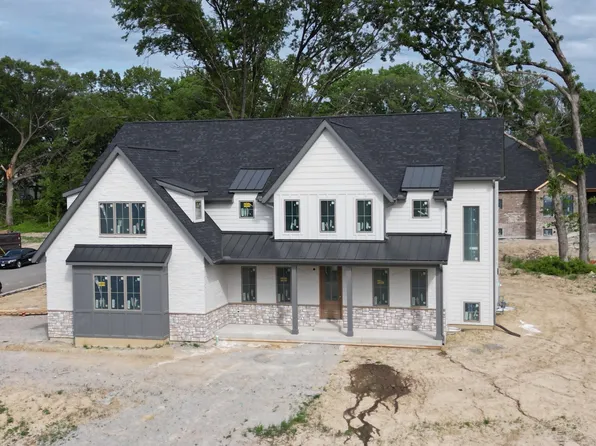 9601 Sweetspire Ave, Saint John, IN 46373