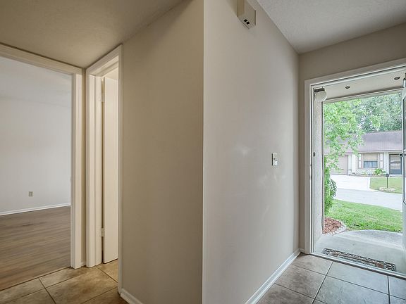 4th image of 3347 Donzi Way W