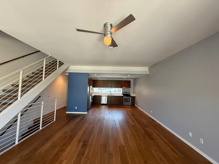 411 Garden St — Photo 4