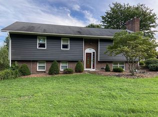 166 Hackett Rd, Chenango Forks, NY 13746