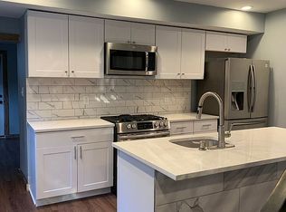 6077 N Beechwood St, Philadelphia, PA 19138