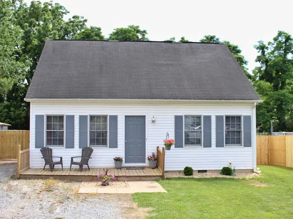 138 Montrose Dr, Fishersville, VA 22939