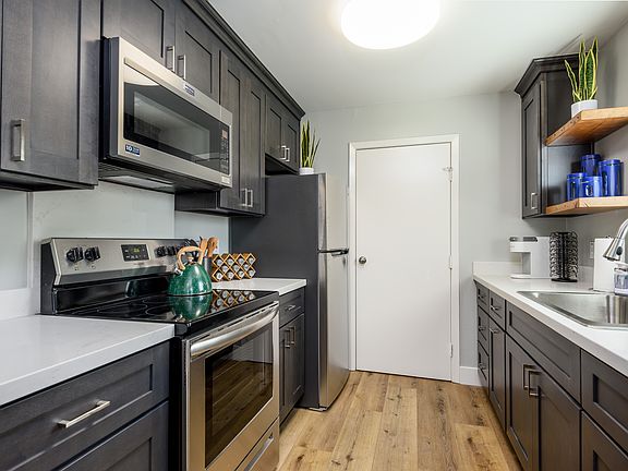4th image of 1176 King St #1176