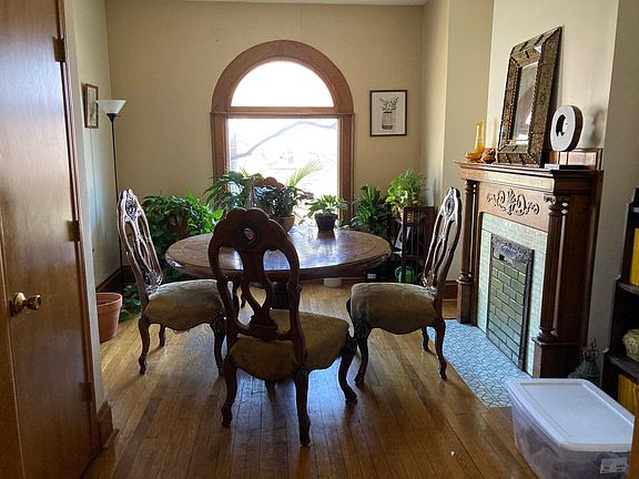 3rd image of 1357 Dennison Ave