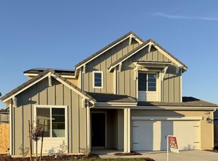 1268 Traverse Dr S, Madera, CA