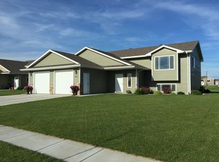 2309 16th Ave S, Brookings, SD 57006