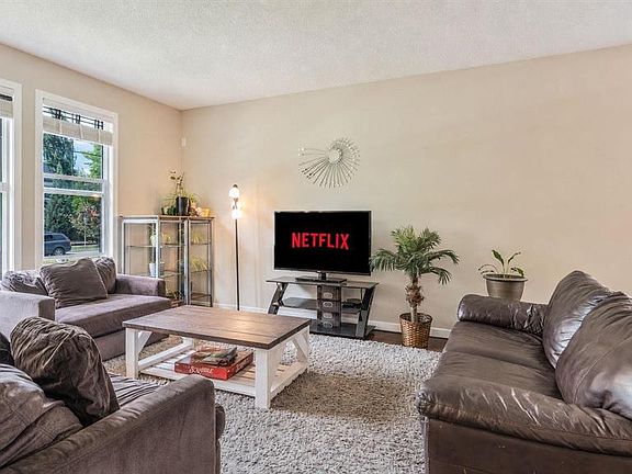 3rd image of 334 W Chaparral Valley Dr SE