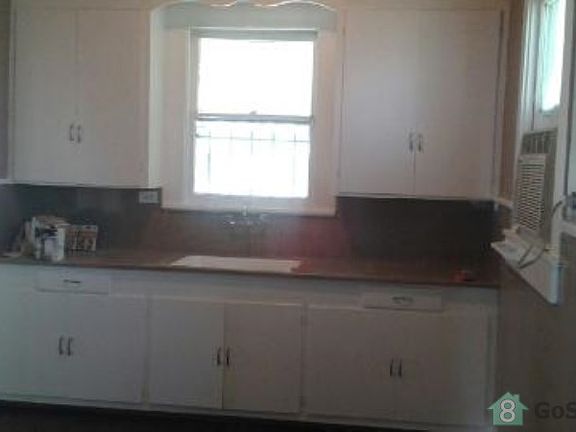 5th image of 1132 Denver Blvd