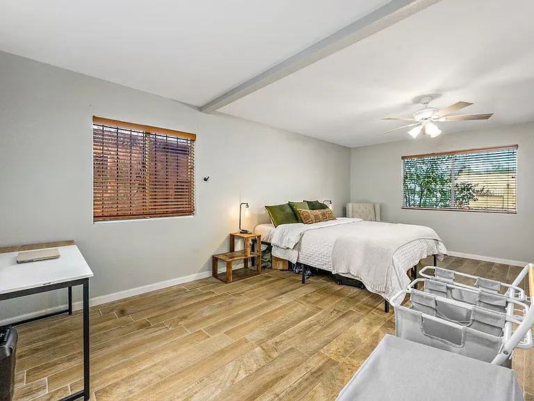 2191 S Sunburst Dr — Photo 34