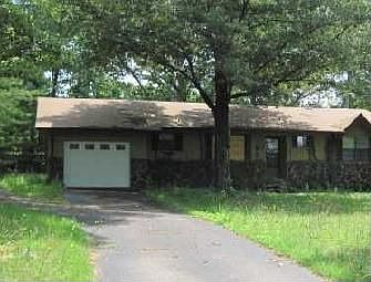 1st image of 170 Oakwood Dr