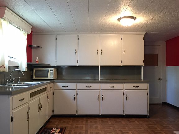 5th image of 25 Miller Dr