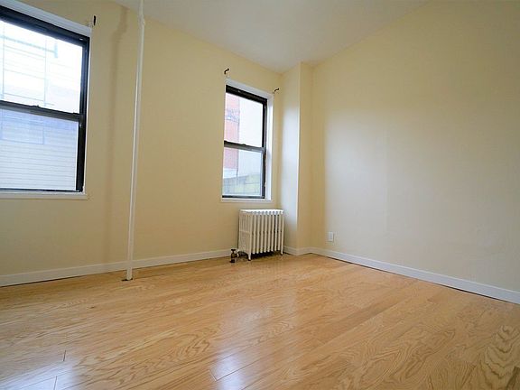 3rd image of 2802 37th St APT 1