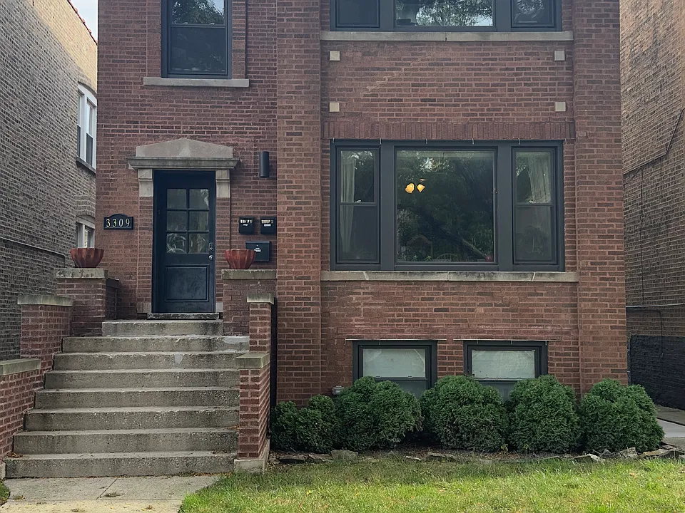 3309 N Avers Ave #1