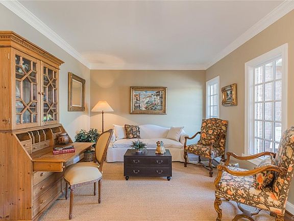 5th image of 4113 Caddington Dr