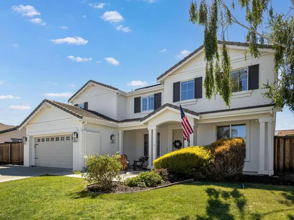 1054 Zephyr Court, Vacaville, CA 95687