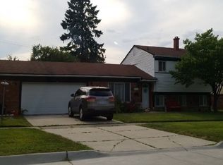 14217 Harrison St, Livonia, MI 48154
