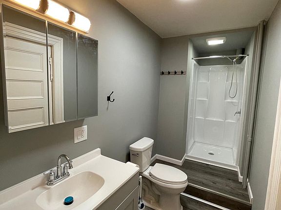 4th image of 13 Sherman Ave #1