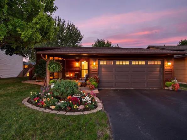 3226 Marlin Ave, Vadnais Heights, MN 55127