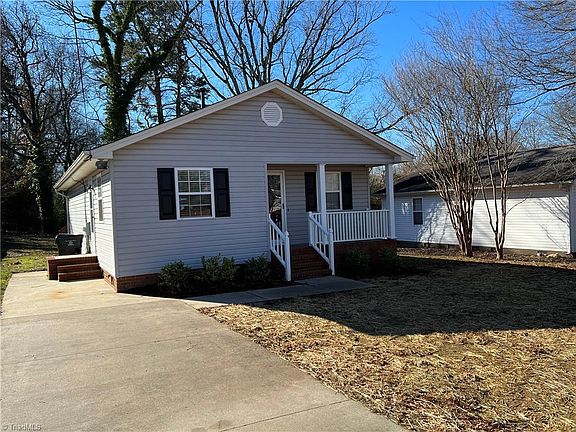 2nd image of 1221 Stonewall Ave