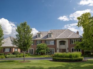 1097 Glencrest Dr, Inverness, IL 60010